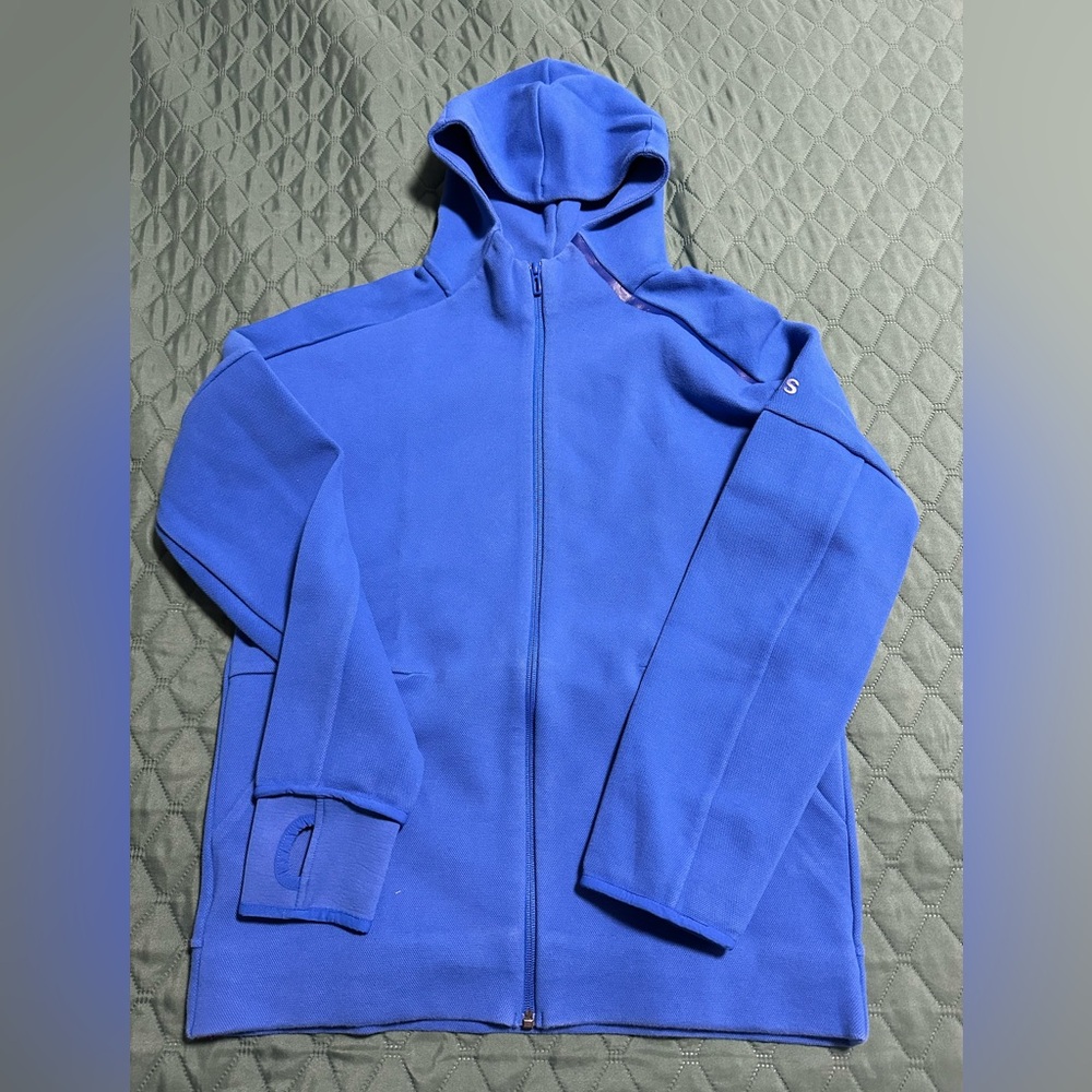 Women’s zip up hoody jacket